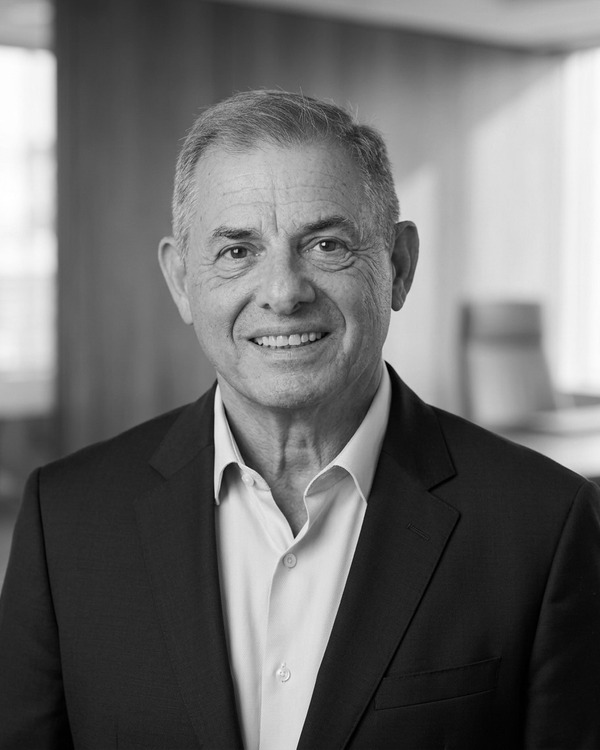 Portrait of Stephen Vineburg